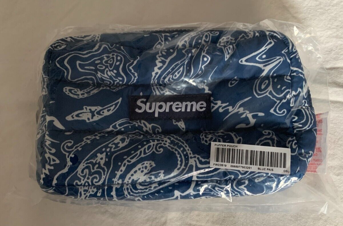 supreme  Puffer Pouch   Blue Paisley