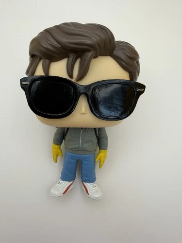 Steve Harrington Funko Pop! Stranger Things Backpack With Club! Sunglasses #638