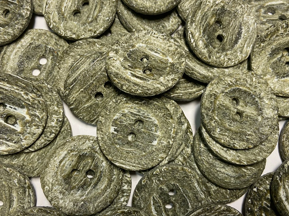 10 Italian Blazer/Jacket/Coat Button Green/Natural Stone-Marble 28mm 1-1/8" 2h - Image 2 of 3