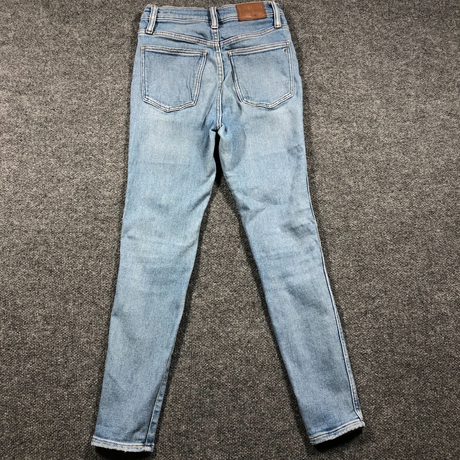 Madewell High Rise Skinny Jeans in Faded Blue with Flex Denim 25x28 AF685-image