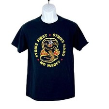 Karate Kid Cobra Kai Shirt Men Medium Black Short Sleeve Snake Graphic Tee