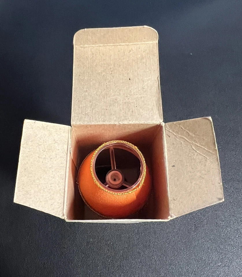 Dollhouse Miniature Lamp - Non Electric - Plastic Made by Concord - Image 4 of 4