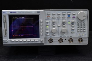 Tektronix TDS784D 1GHz 4ch Color Oscilloscope