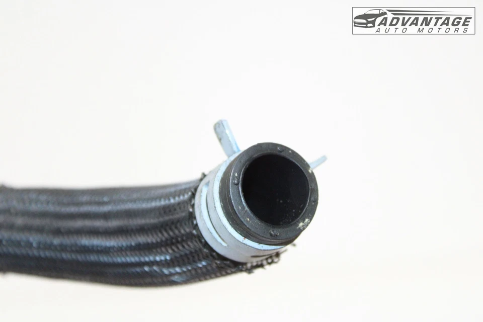 Chevrolet Camaro 2016-2024 motor radiador refrigeración refrigerante tubo manguera OEM Foto 4 de 4