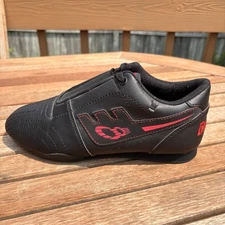 Otomix M 100 Martial Arts Shoes Men’s 7.5 Women’s 9 Black Red Non Sip Low top