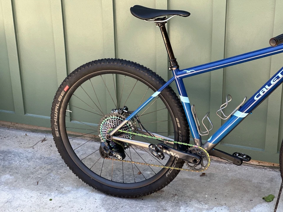 Bicicleta de montaña Caletti Custom Build 18" Titanium / NUEVA / Hecha en Santa Cruz, CA Foto 2 de 4