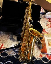    Eastar Alto Saxophone E Flat for Beginner Sax Full Kit Golden Lacquered AS-  