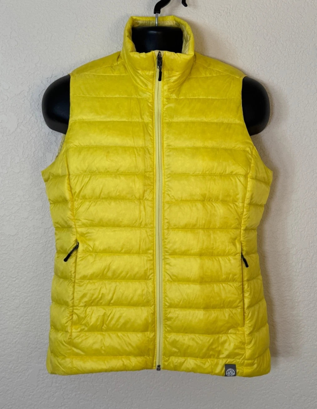 REI Co Op 650 Down Vest Mens Yellow Insulated Puffer Full Zip Lightweight
