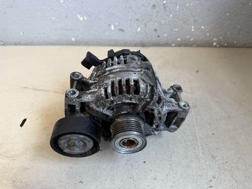 BMW E90 Limo 320i  110KW 2006 Lichtmaschine 7532966