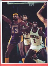 1970 LAKERS BUCKS 8.5 X 11 GLOSSY WILT CHAMBERLAIN, ALCINDOR, OSCAR