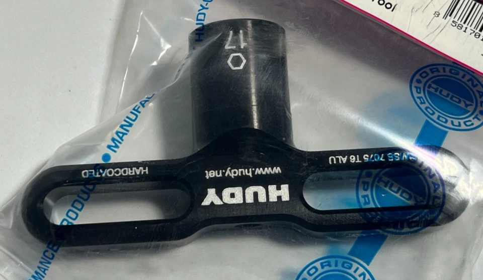 NEW IN PACKAGE HUDY 107570 17MM OFFROAD WHEEL NUT TOOL , 1/8TH WHEEL NUT TOOL - Image 3 of 4