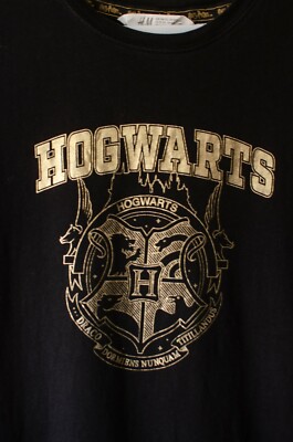 H&M Harry Potter Hogwarts Logo T-shirt Top Black and Gold Age 12