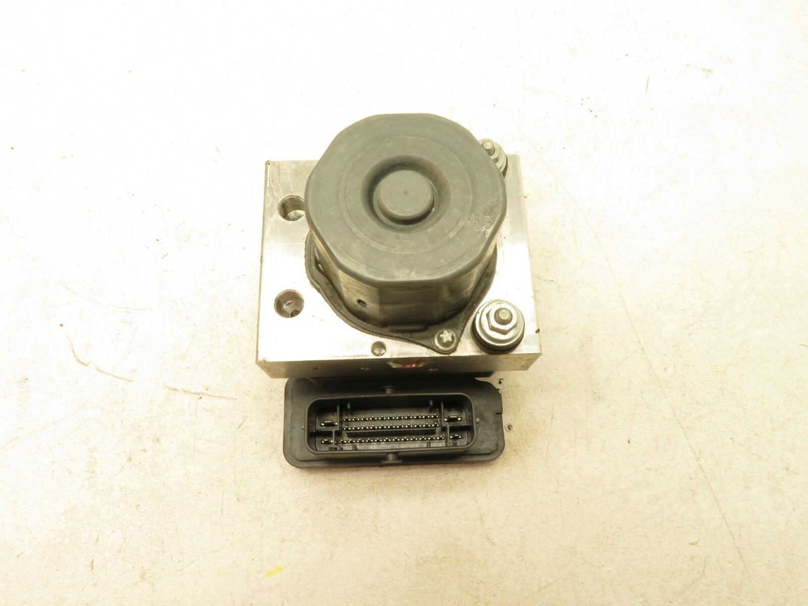2014 - 2017 MASERATI GHIBLI ANTI LOCK ABS BRAKE PUMP CONTROL MODULE UNIT OEM