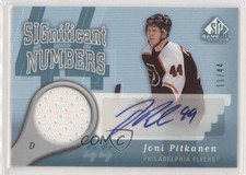 2005-06 SP Game Used Edition Significant Numbers 11/44 Joni Pitkanen Auto 0c3