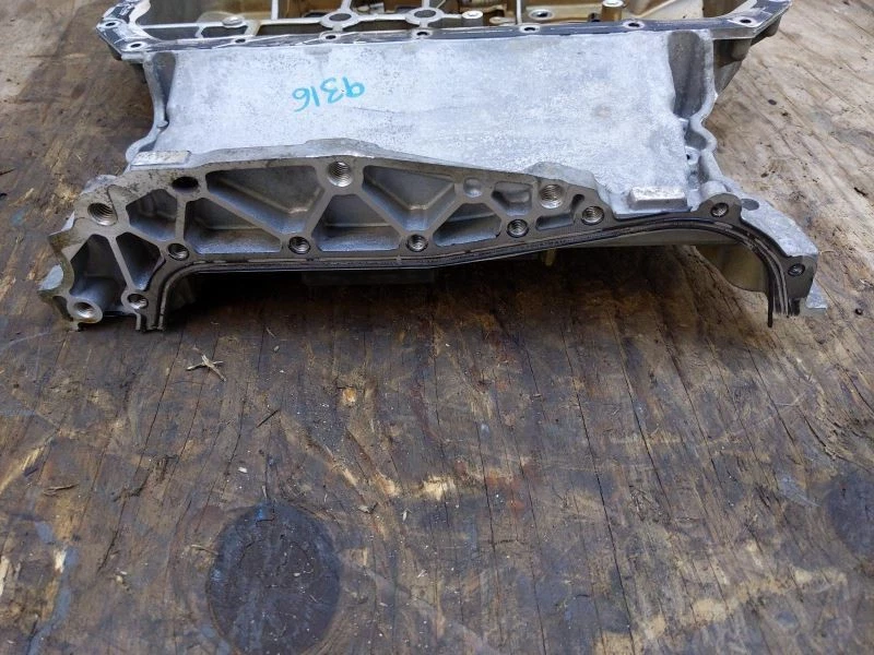 Cacerola de aceite 3,0 L superior para AUDI Q7 738547 17-19 Foto 2 de 4