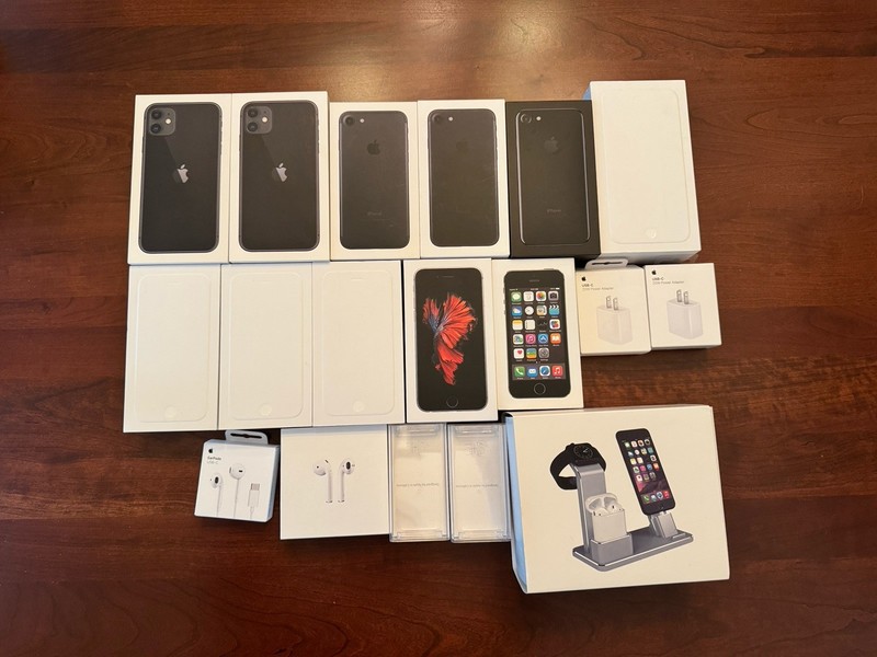 Apple iPhone/iPod/AirPods "EMPTY BOXES" - Cases and accessories - Make Offer