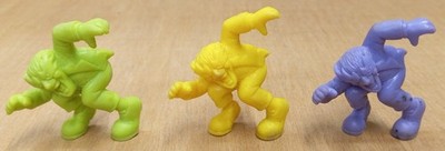 MONSTER IN MY POCKET LOT OF 03 FIGURES 90s approx 4 cm