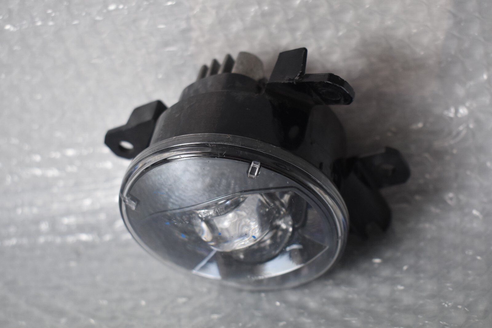 2016-2020 Maserati Levante FOG LIGHT LAMP Left Driver or Right passenger LED OEM