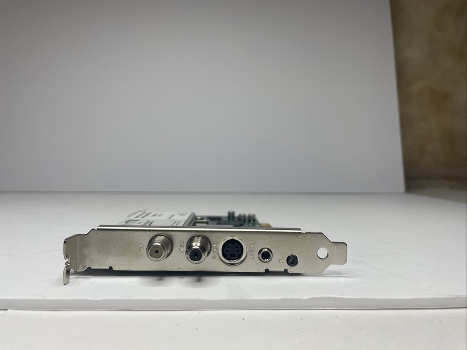 HAUPPAUGE WINTVHVR1600 ATSC/QAM/NTSC 74041 LF PCI TV TUNER VIDEO