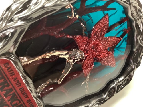 Bath & Body Works Stranger Things The Upside Down Demagorgon Nachtlicht Stecker - Bild 6 von 10