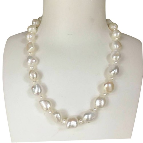 Huge Freshwater Baroque pearl necklace 