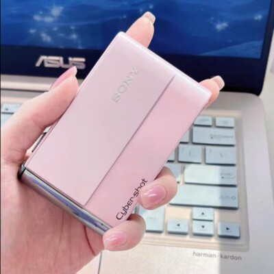 Sony Cyber Shot DSC-T70 8.1MP 3x Optical Zoom CCD Digital Camera