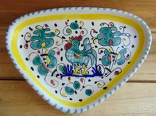 Sambuco Mario Deruta Pottery-6" dish/Green-Handpainted Rooster Design/Italy