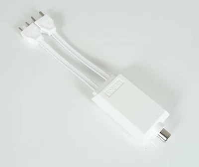 MAXTRACK 9,5mm to IEC-Stecker FM/AM Antennen Adapter Weiche 240 Ohm ältere Receiver Tuner