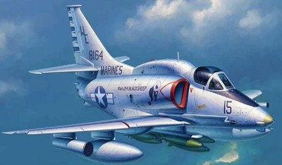Trumpeter 02268 1:32 A4M Skyhawk Carrier Launched Ground Attack Plane Kit