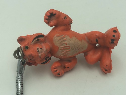 Vintage 50-60s Orange Esso Exxon Tiger Keychain PVC Rubber PROMO Toy HONG KONG - Picture 7 of 9