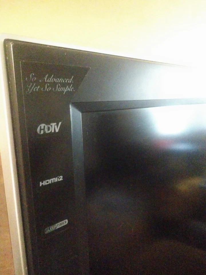 Pre-owned Black Proscan (32LB30Q) 32" HDTV 720p/60hz (2009)-Works Well - Image 3 of 4