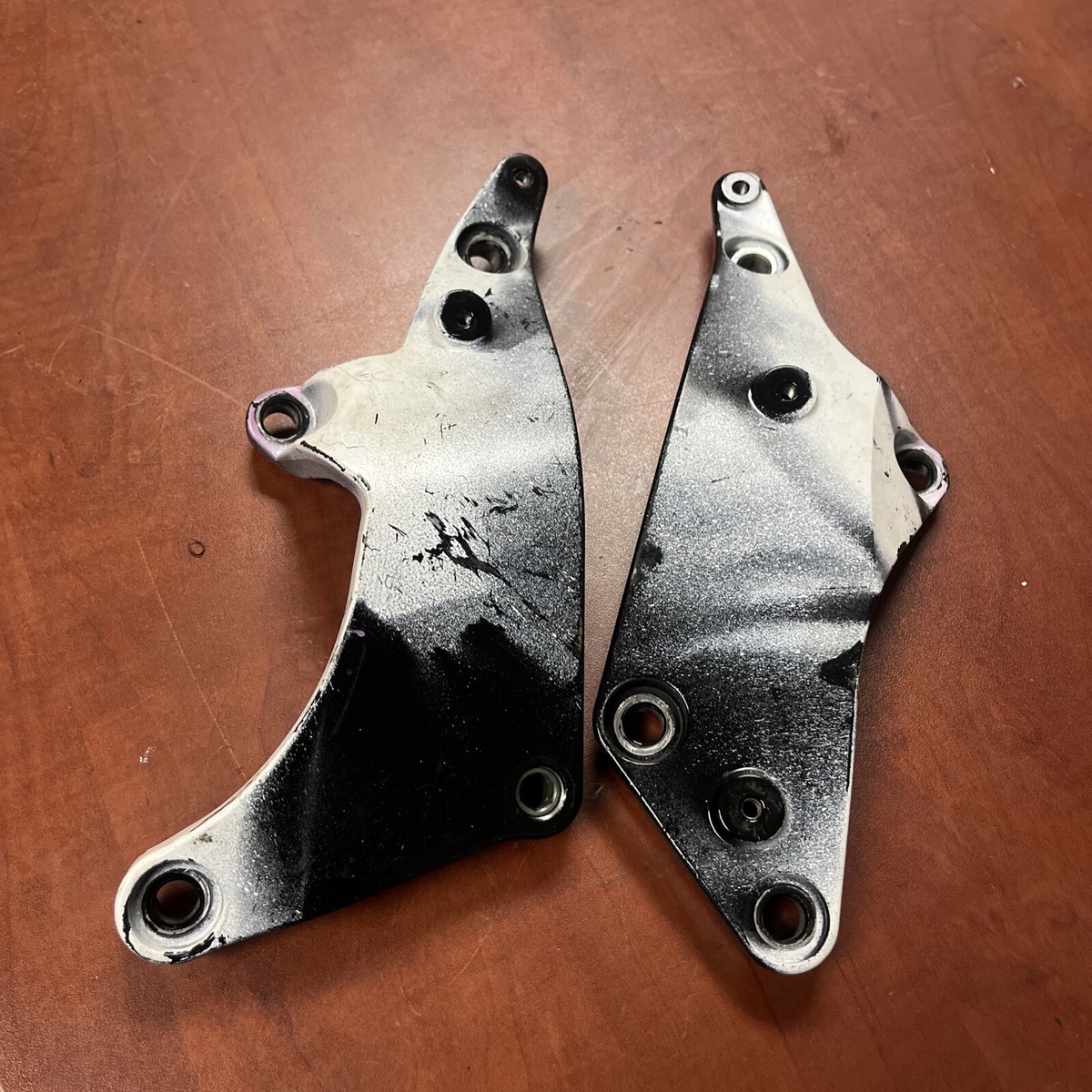 2006-2007 KAWASAKI NINJA ZX-10 R OEM LEFT RIGHT ENGINE FRAME