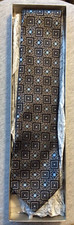 XMI Platinum Tie 100% Silk Imported from Italy Made in USA: NWOT