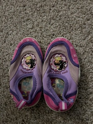 Little girls shoes