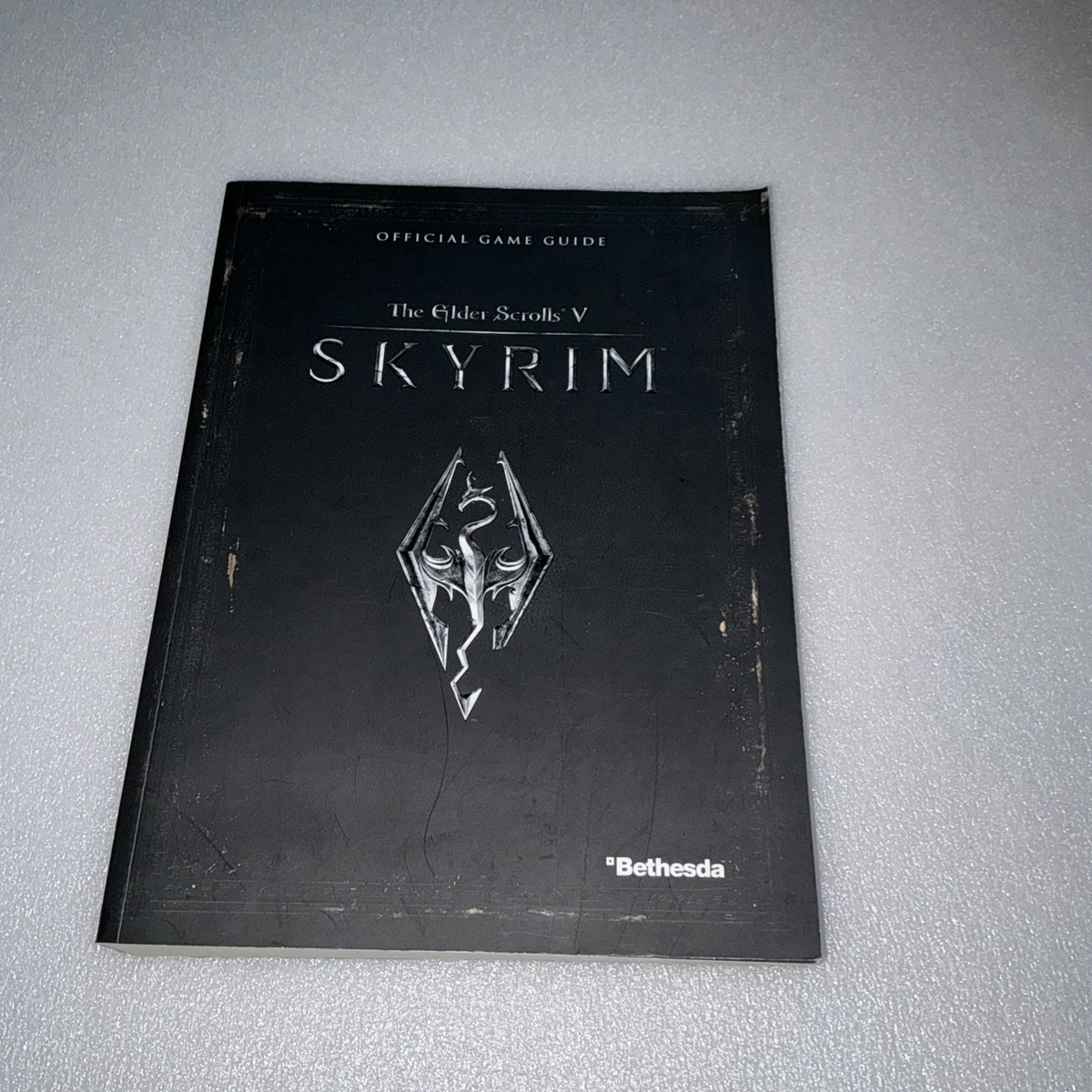 Guide The Elder Scrolls V: Skyrim – Collector Second Edition – Carte Incluse – Très Bon état