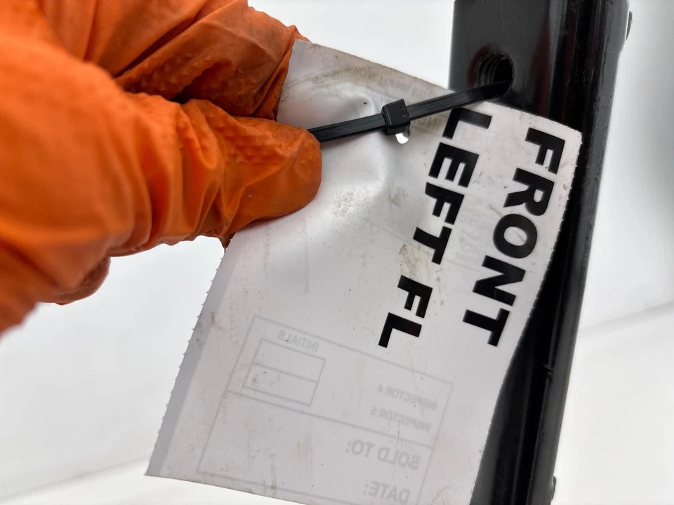 2003-2007 Chevrolet Silverado 1500 Front Left Lower Seat Track Frame OEM - Image 4 of 4