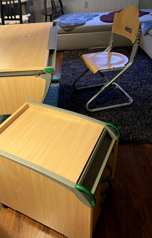 Moll Schreibtisch Set: Zeichentisch + Rollcontainer + Stuhl / Hamburg-Altona