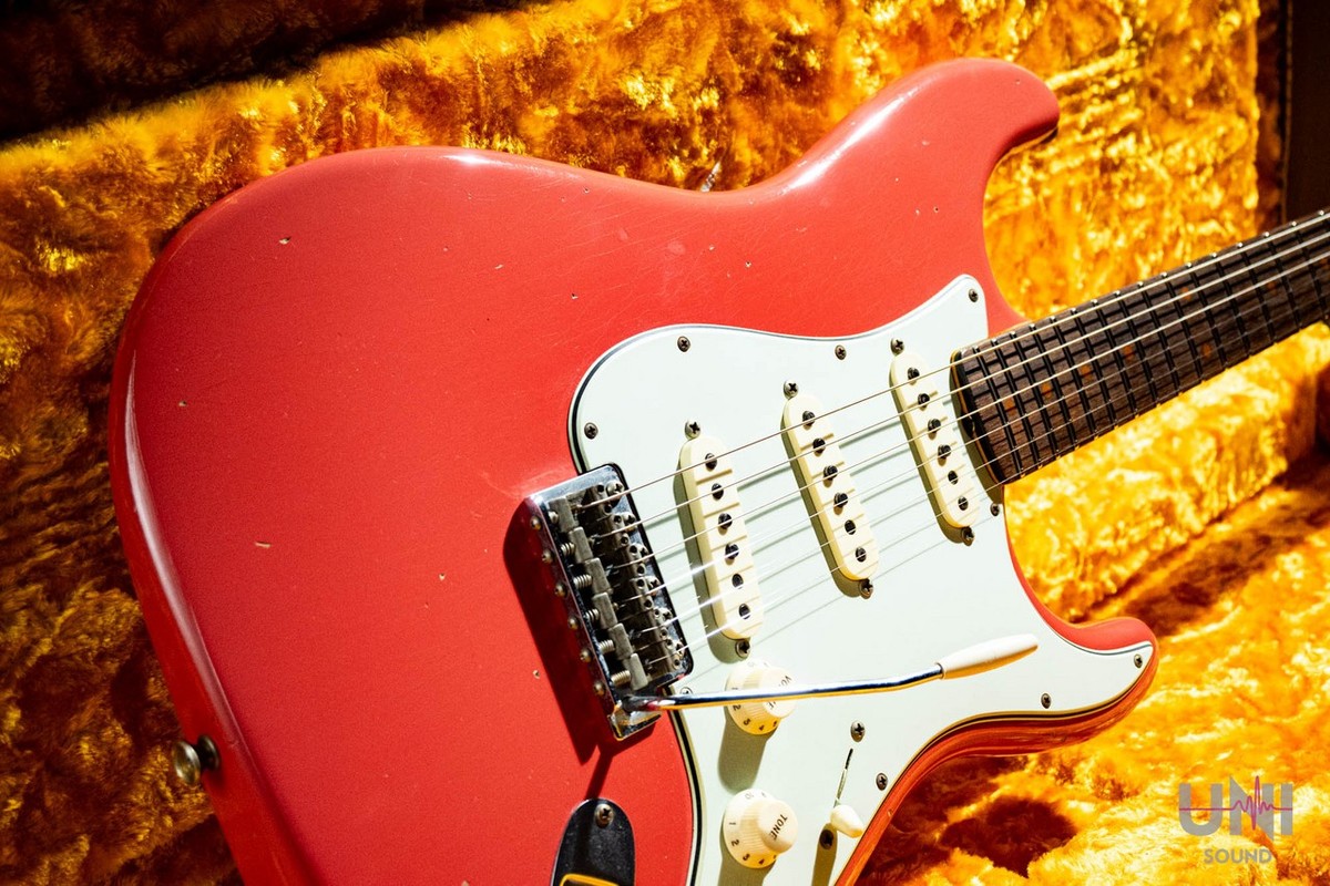 Fender Custom Shop 1962 Stratocaster Journeyman Relic Fiesta RED