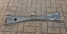 NISSAN ELGRAND GEARBOX SUPPORT CRADLE / CROSSMEMBER - E50 - 1997 to 2002