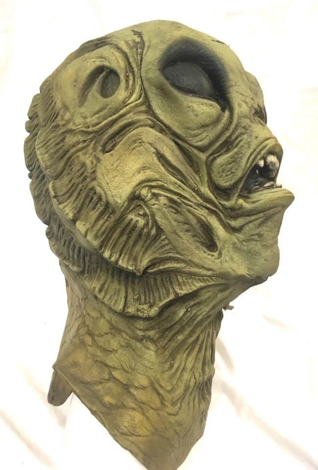 Vintage Don Post Mask Swampt Steve Wang Black Lagoon Green Halloween Monster - Image 2 of 4