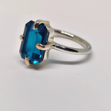 Beautiful Blue Topaz Gemstone 925 Sterling Silver Ring Handmade Women Gift Z-9