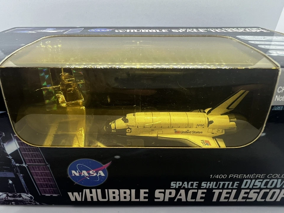 Dragon #56259-03 1/400 NASA Space Shuttle Discovery Hubble Space Telescope New - Image 4 of 4