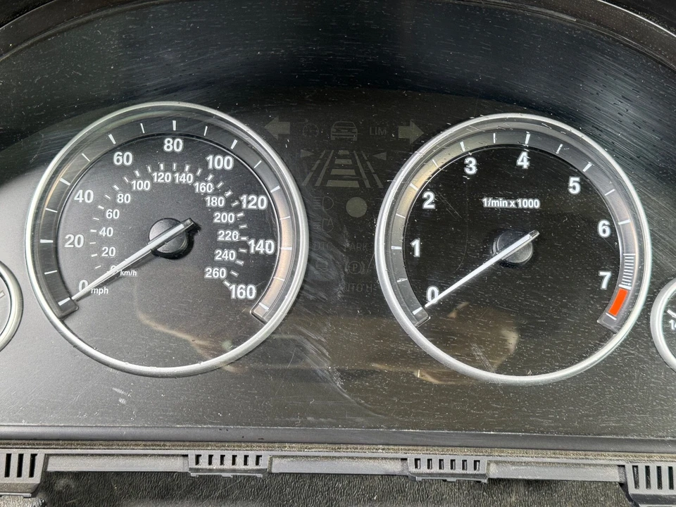 Cuadro de instrumentos BMW F10 528I 535I 550I 11-16 NA MILLAS Foto 2 de 4