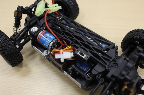 Maverick iON SC 4WD Electric RTR Short Course Truck - Picture 3 of 5