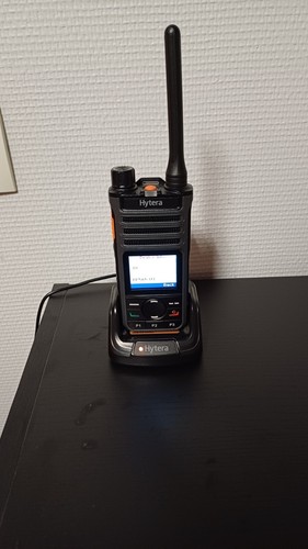 Hytera BP-565U BP565U : 400-470 Mhz / 1-4 watts - Zdjęcie 2 z 6