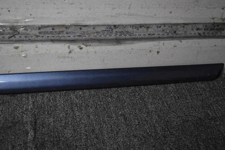 Subaru Outback Legacy 2015-2017 parte trasera derecha OEM de fábrica Foto 3 de 4