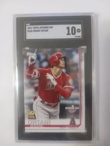 Topps 2019 #250 Shohei Ohtani SGC 10 Los Angeles Angels Base Set Baseball Card