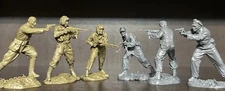 PLASTIC PLATOON German Tankmen vs Soviet Tankmen WW2 Toy soldiers 1:32 New