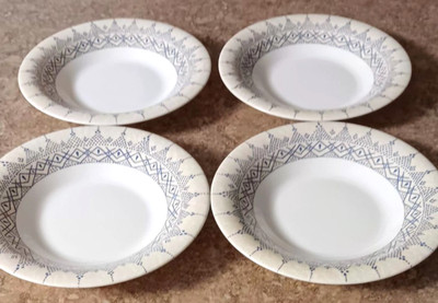 4 Piece vintage Arcopal French dinnerware set. ''Blue Diamond,'' ''Morracone''