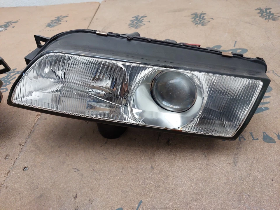JDM Nissan Skyline R32 GTR GTS BNR32 HCR32 HNR32 Headlights Head Lamp Series 2 - Image 3 of 4